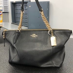 COACH AVA CHAIN TOTE BLK PEBBLE LEATHER